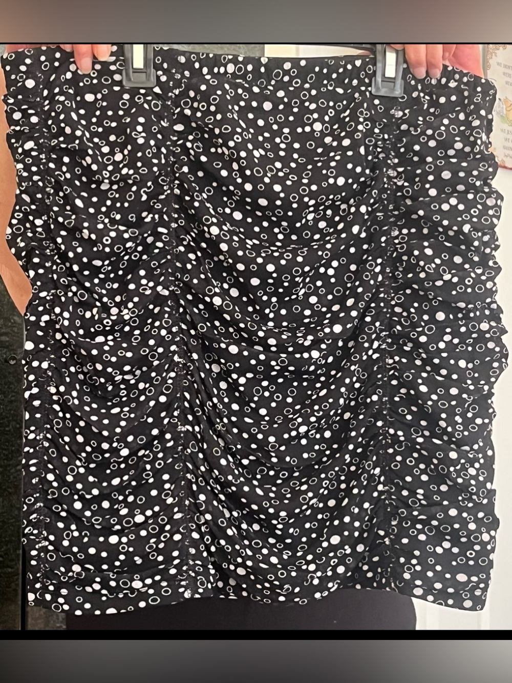 2/25$ Black Polka Dot Ruched Skirt